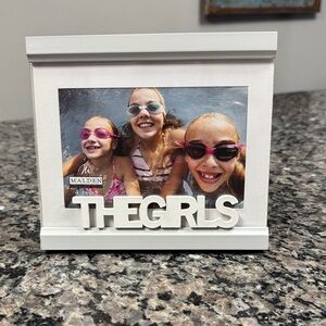 Malden White Frame with 'THE GRLS' Text NEW